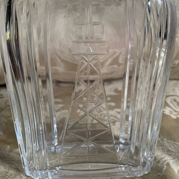 Vintage Oil Derrick Decanter w/Stopper Crystal Glass - Picture 3 of 4